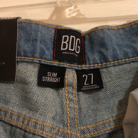 Distressed BDG jeans - Picture 4 of 6